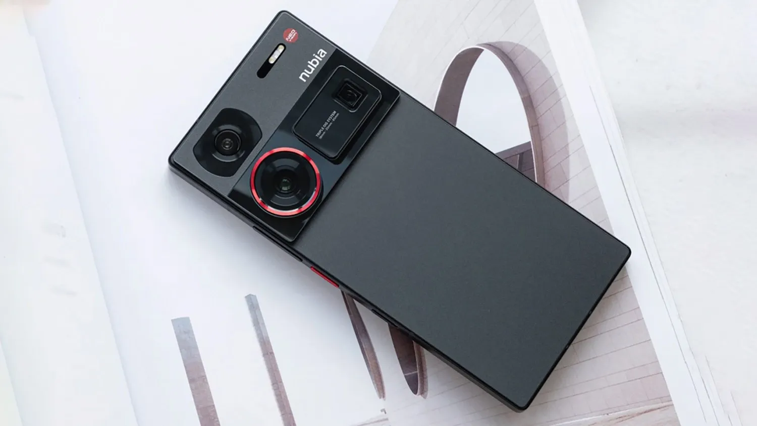 ZTE Nubia Z70 Ultra